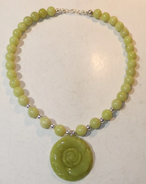 Sterling silver Green Jade carved rose pendant bead necklace 19"