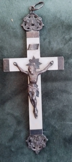 croix pectorale argent Christ rédempteur Greschny Chéret