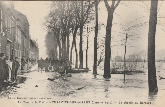 CPA 51 La Crue de la Marne à CHALONS sur MARNE Le Chemin du Barrage