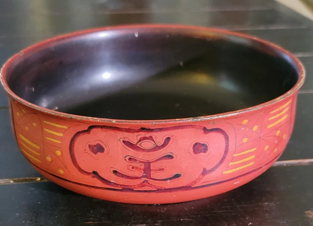 Antique Tibetan Lacquered Wood Bowl w Yin/Yang  Decoration, Red & Black, 6.5"