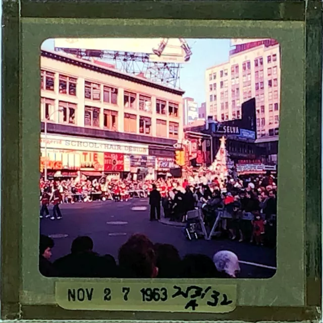 SS_C01_032  NYC 1963 Thanksgiving Day Parade