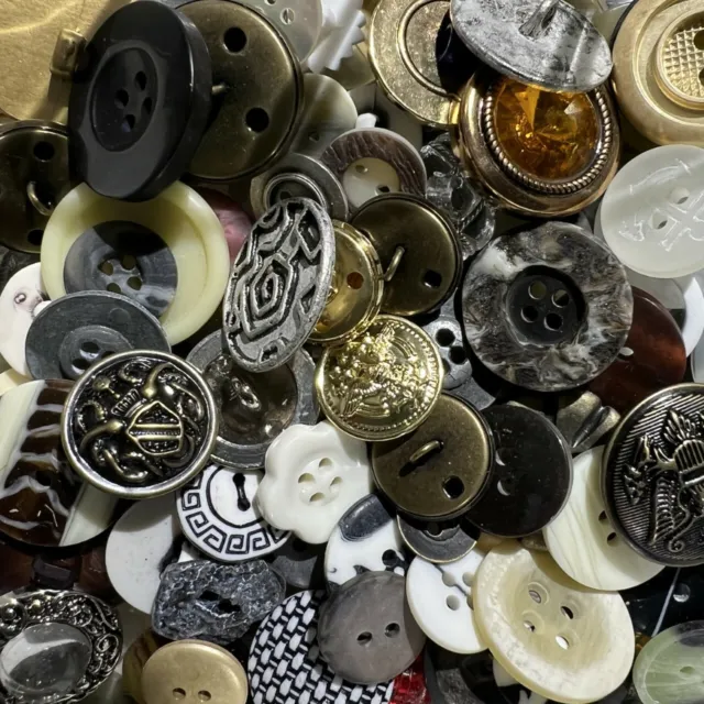 BEAUTIFUL! 100 pcs MIXED LOT of OLD-VINTAGE & NEW Buttons ALL TYPES & SIZES