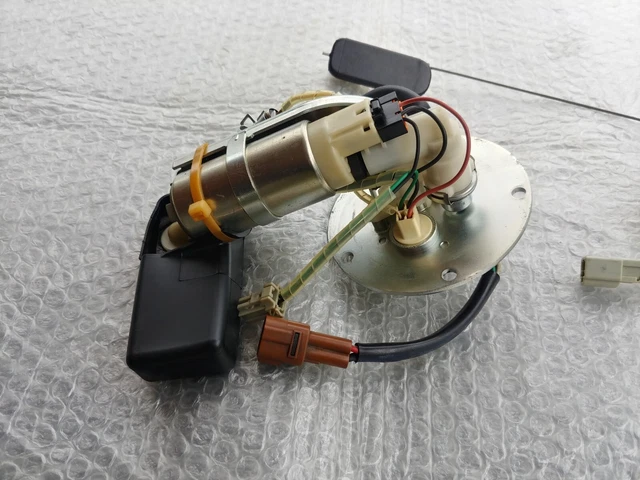 NEU Kraftstoffpumpe HONDA NTV 650 DEAUVILLE 98 - 05 Fuel Pump