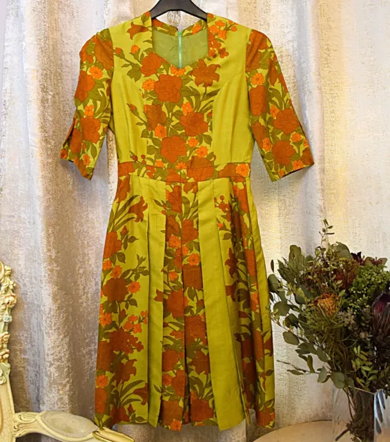 women's size 6 petite tailormade Japanese 1950's style silk dress