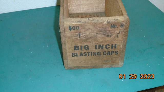 Vintage Western Cartridge Co. Big Inch Blasting Cap Wood Box 4