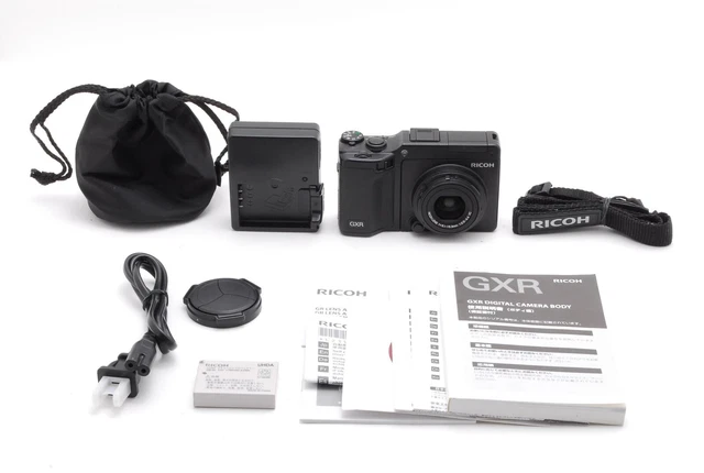 "Near MINT" Ricoh GXR 10MP w/ 15.1-16.3mm f2.5-4.5 VC Compact Digital Camera