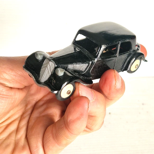 Lot De Voitures Miniatures Solido Verem – Citroën Traction Et Alfa Roméo Cabriolet