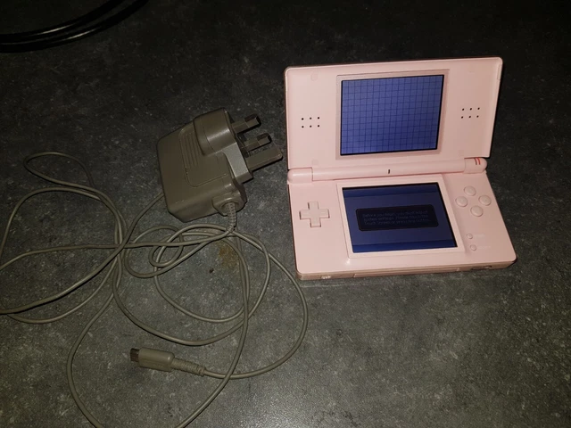 NINTENDO DS LITE Pink Handheld Console System With Mains Charger Good ...