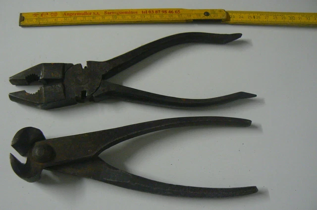 Pinces Horlogères Vintage Hugoniot Et Tissot - Outils D'occasion Pour Horloger Ou Collection