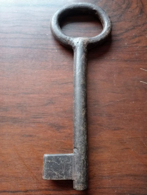 CHIAVE ANTICA Forgiata a mano 15,5 cm originale d'epoca Valle Ossola