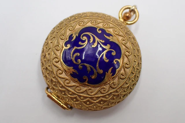 Pendentif Médaille Ancien Plaqué Or – Breloque Art Déco / Art Nouveau – Duo