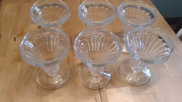 Coupe à dessert sur pied en plastique transparent, vaisselle