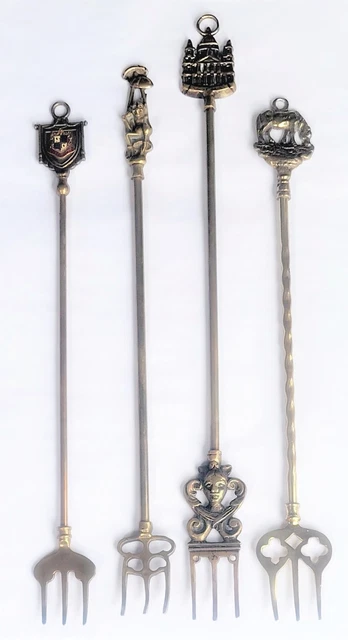 Vintage - Brass Toasting Forks - England - 4 Forks