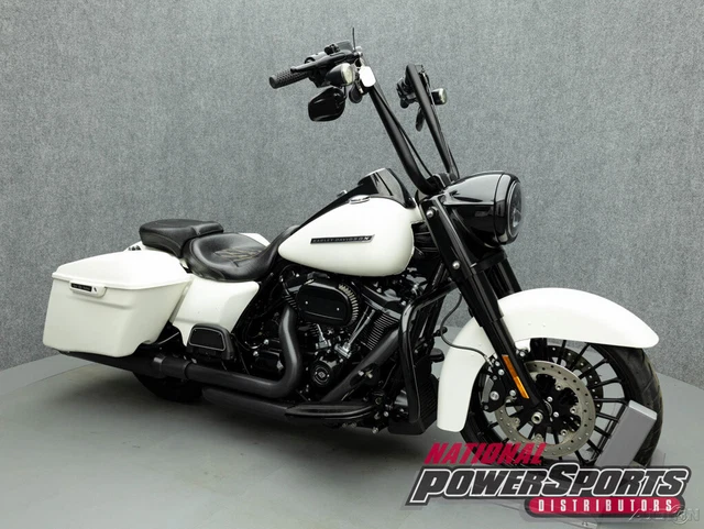 victory highball batwing fairing