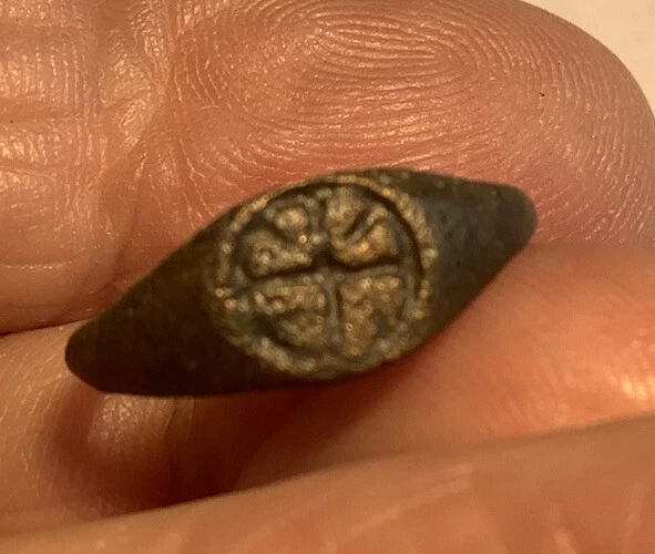 Ancient Christian Ethiopia - AKSUMITE KINGDOM RING  Early Inscribed Cross.