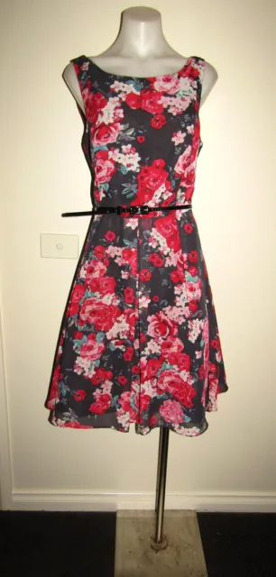 Size 14 ,50s style cocktail evening wedding dinner party floral dress