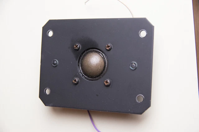 AUDAX HD 12X9D25 BEOVOX M75 TWEETER 4 ohms. 12 x 9 cm faceplate 2