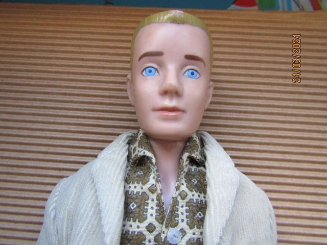 Poupée Barbie Vintage 1962 Mattel – Boîte D'origine + Vêtements, Très Bon état