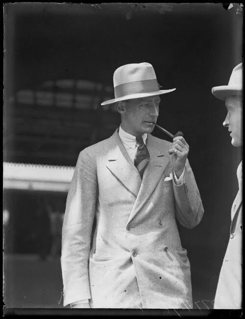 VISCOUNT KNOLLYS SMOKING a pipe, NSW, 1925, 2 Australia Old Historic