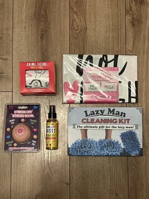 Fun Novelty Gifts ✨ Xmas Stocking Filler ✨ Lazy Man Cleaning Kit ✨ Toilet Roll ✨