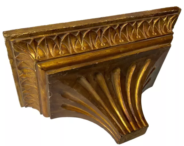 Antigua ménsula, repisa, pedestal de madera dorada para imagen, talla o santo. S