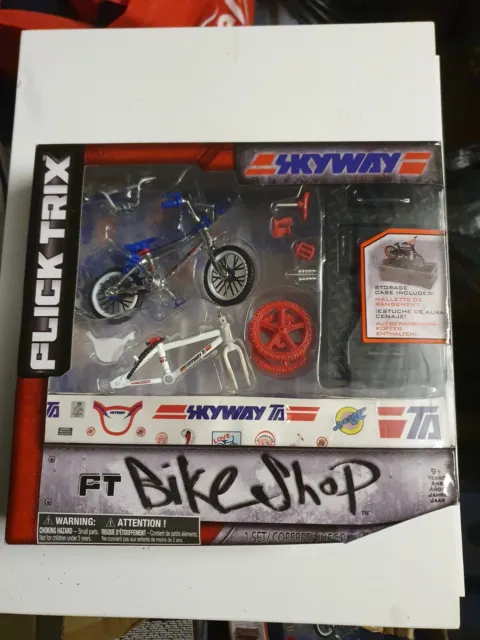 https://www.picclickimg.com/e0sAAOSwhBJlmaVx/Skyway-Packaging-damaged-flick-trix-finger-bike-bmx.webp