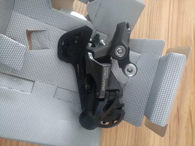 Dérailleur arrière Shimano ULTEGRA SHADOW RD-8000 11V.11
