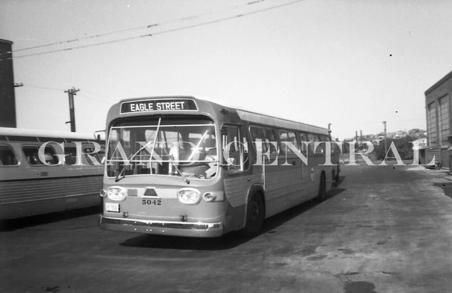 Massachusetts Bay Transportation Authority Mbta Gm Bus Negative 5042 Boston Ma