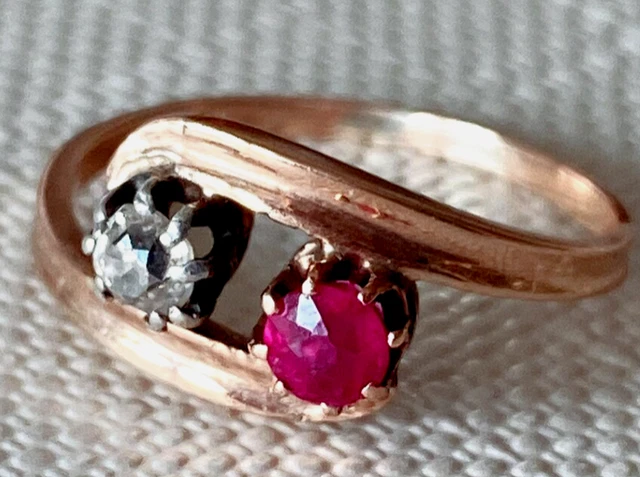 Toi et Moi Art Nouveau Antique Ring Diamond Old Cut and Ruby 585 Red Gold Gold
