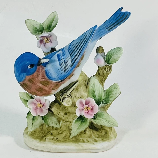 Vintage Lefton Blue Bird Ceramic Figurine Hand Painted  Made in Japan KW404