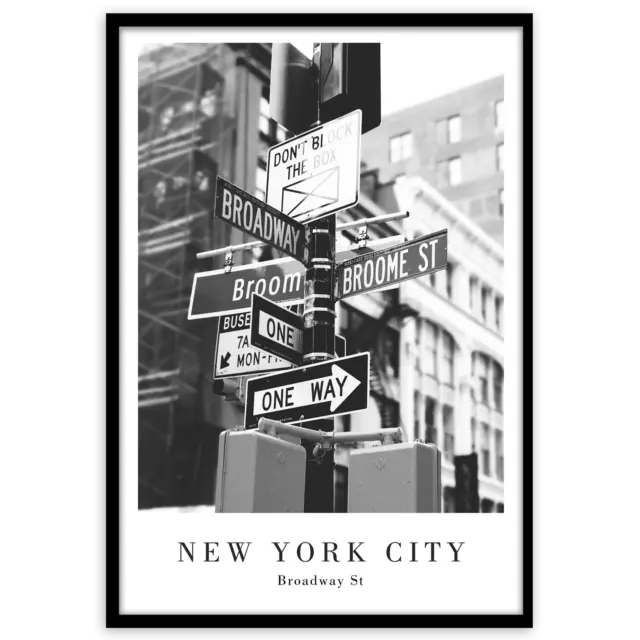 Gerahmtes Bild Broadway Street I Schwarzweiss Manhattan New York I 50 x 70 cm