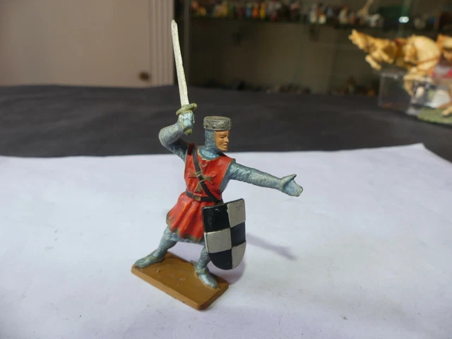 Figurine Starlux Moyen Age Cavalier Demi Caparaconne Bouclier 406424511821