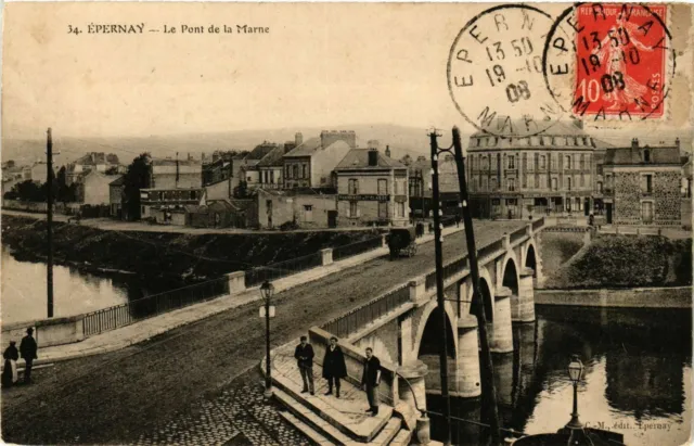 CPA ÉPERNAY - Le Pont de la MARNE (364135)