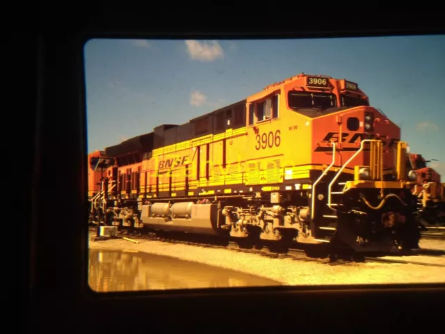 14108 VINTAGE Train Engine Photo 35mm Slide BNSF 3906 ET44C3 GALESBURG IL