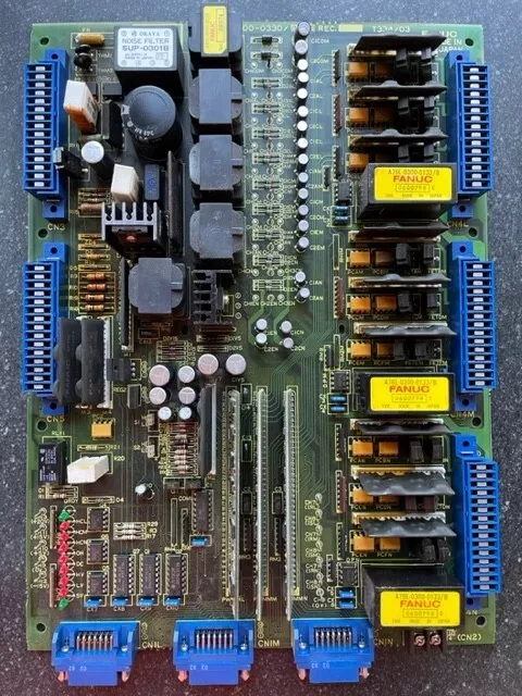 fanuc A16B-1100-0330/04B servo drive board