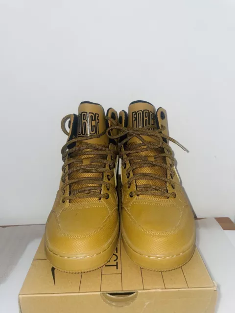 Nike son of force mid winter wheat top