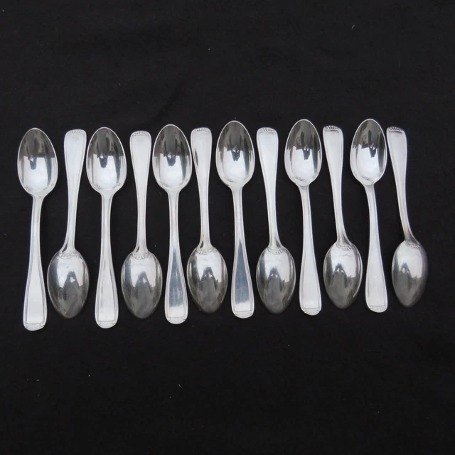Lot De 12 Cuillères à Café Art Déco – Métal Argenté Plaqué – Très Bon état