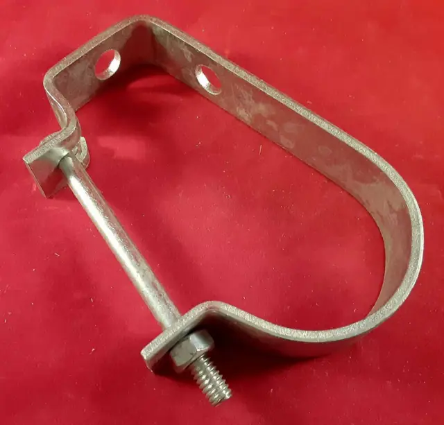 Pipe/Conduit Hangers. Type J. Pipe Size 1.5". NEW. ( 17pcs)   Free Shipping.