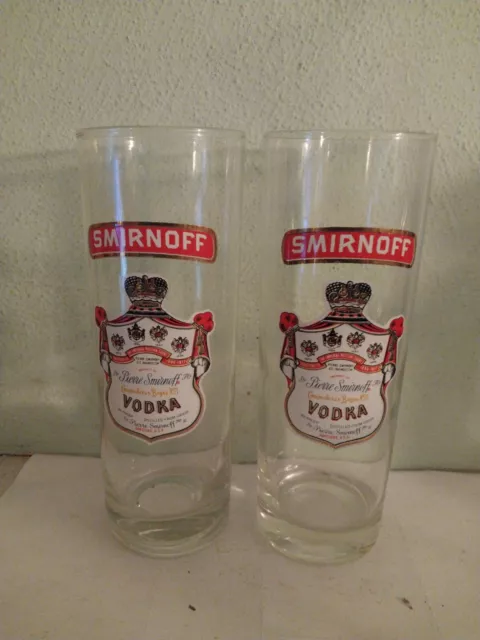 Smirnoff vodka drinking glasses (lot of 2) Pierre Smirnoff