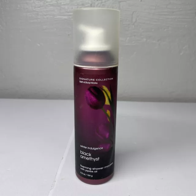 Espuma de ducha con espuma de amatista negra Bath & Body Works Pleasures descontinuada