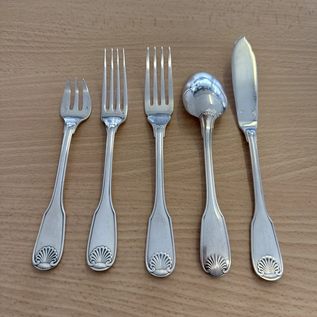 LOT COUVERTS MÉTAL argenté Christofle model vendôme service a poisson EUR 130,00 - FR