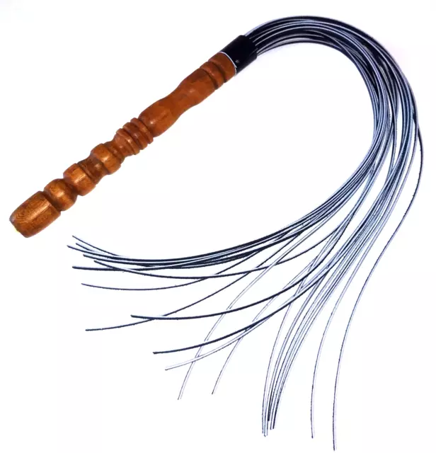 Superbe Martinet 20 Lanières en cuir de 49 cm manche en bois massif Ciré