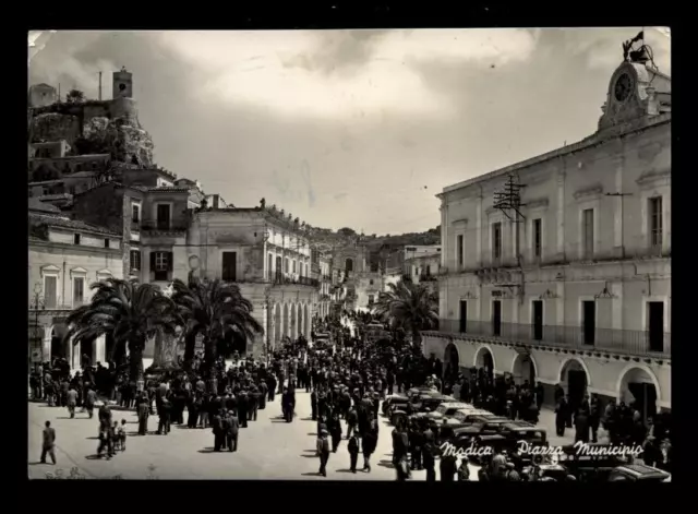 MODICA piazza municipio-AUTO