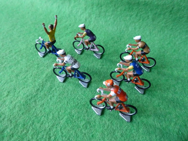 Lot 7 Miniatures Norev 1/43 - Coureurs Cyclistes Tour De France - Collection