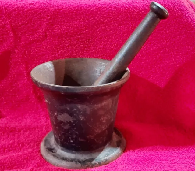 Antique 19th Century Heavy Cast Iron Mortar and Pestle Apothecary