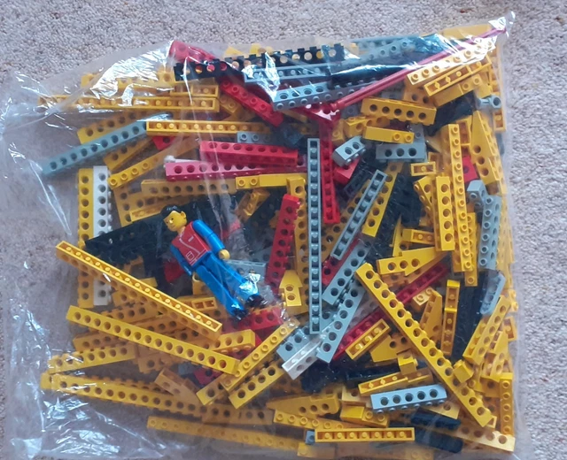 LEGO TECHNIC BUNDLE, Blocks, Wheels, Cogs, Connectors, Battery Box And ...