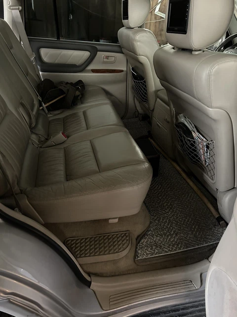toyota Land Cruiser 100 3
