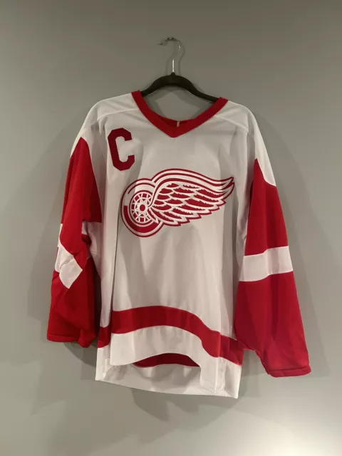Vintage Detroit Red Wings # 9 Gordie Howe Jersey - White, Size L