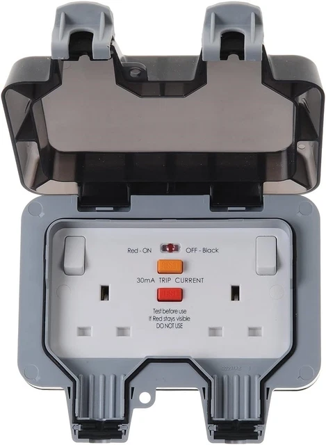 Doble toma de corriente conmutada exterior resistente a la intemperie con pestillo Rcd Ip66 13 amperios