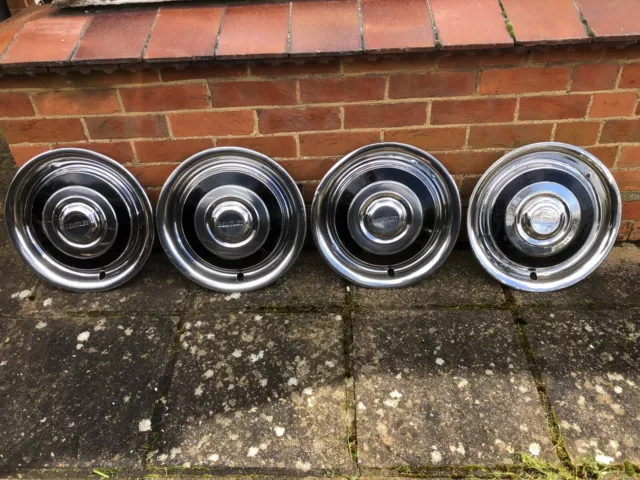 4 BENTLEY Hub caps with Beauty rings